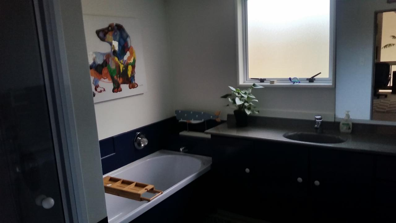 Berni'S Boutique Bnb Christchurch Eksteriør bilde