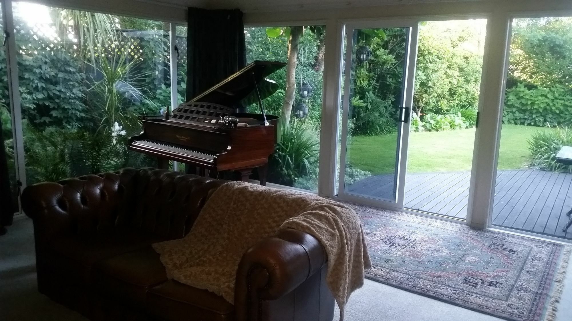 Berni'S Boutique Bnb Christchurch Eksteriør bilde
