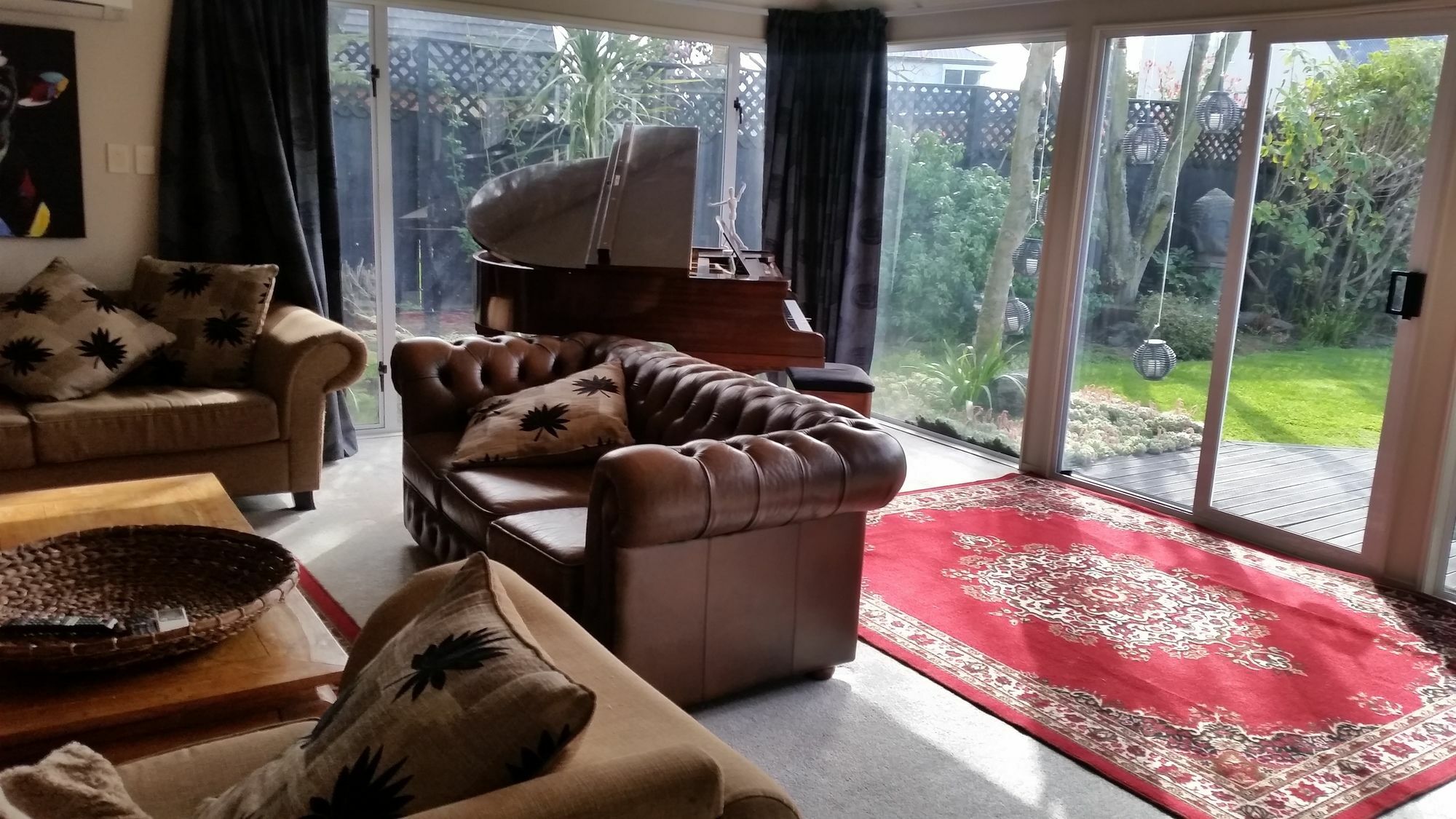 Berni'S Boutique Bnb Christchurch Eksteriør bilde